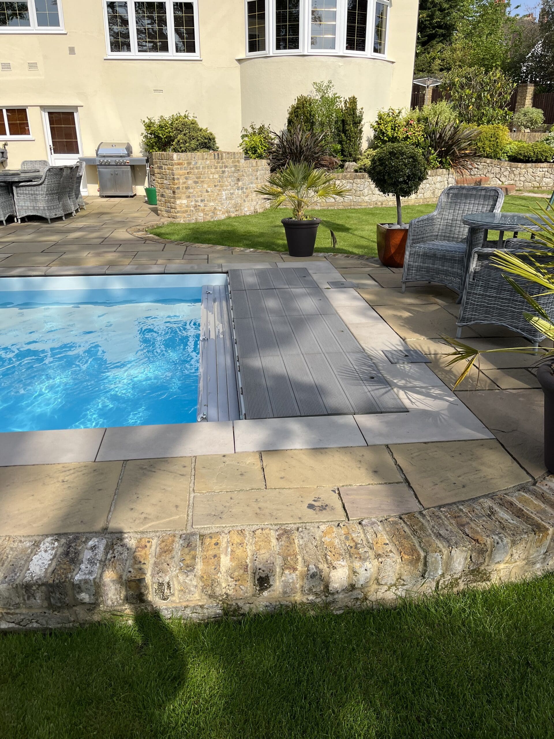 Prisma XL swimming pool with electric cover in Kent