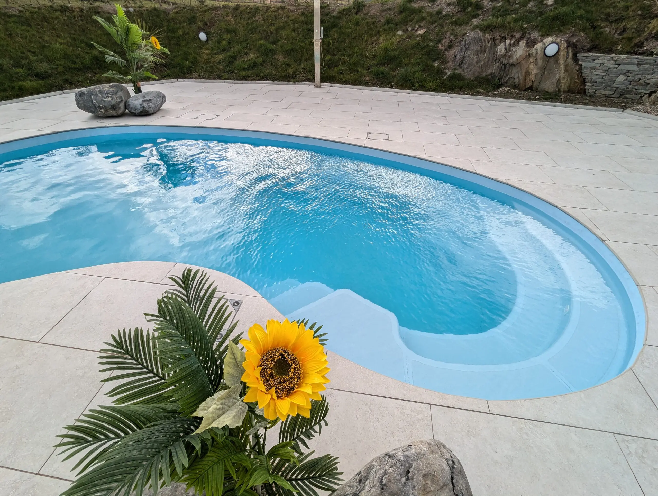 Elite Monaco fibreglass swimming pool installation